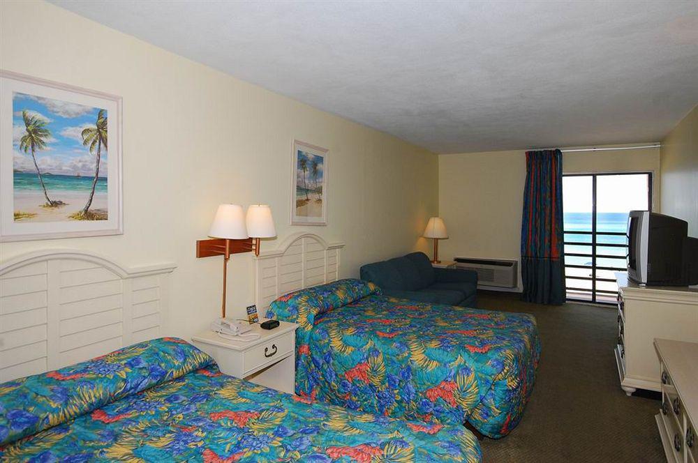 Hotel Ramada By Wyndham Panama / Beachfront